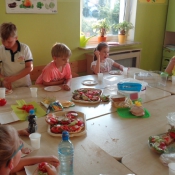 Czytamy, czytamy, nigdy doś nie mamy - klasy II na wieczorze recytacji - czerwiec 2016 r_10