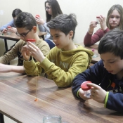Magnetyzm, magnez i magnes… - warsztaty w klasie szóstej 