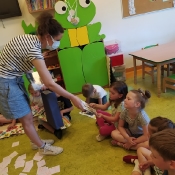 Żabki poznają prawo z mamą Wojtusia_15