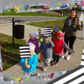 Przedszkolaki tropią znaki 
